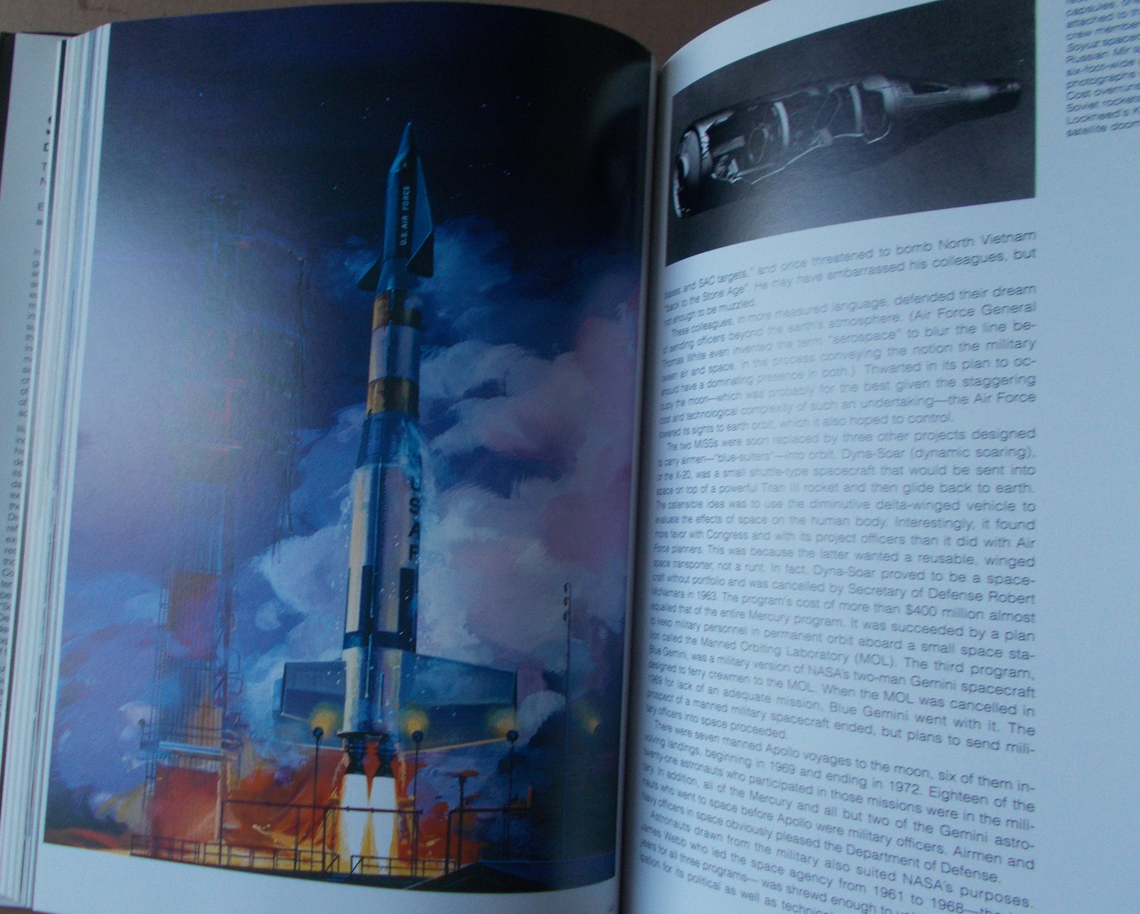 Martin J. Collins, Sylvia K. Kraemer: Space - Discovery and Exploration
