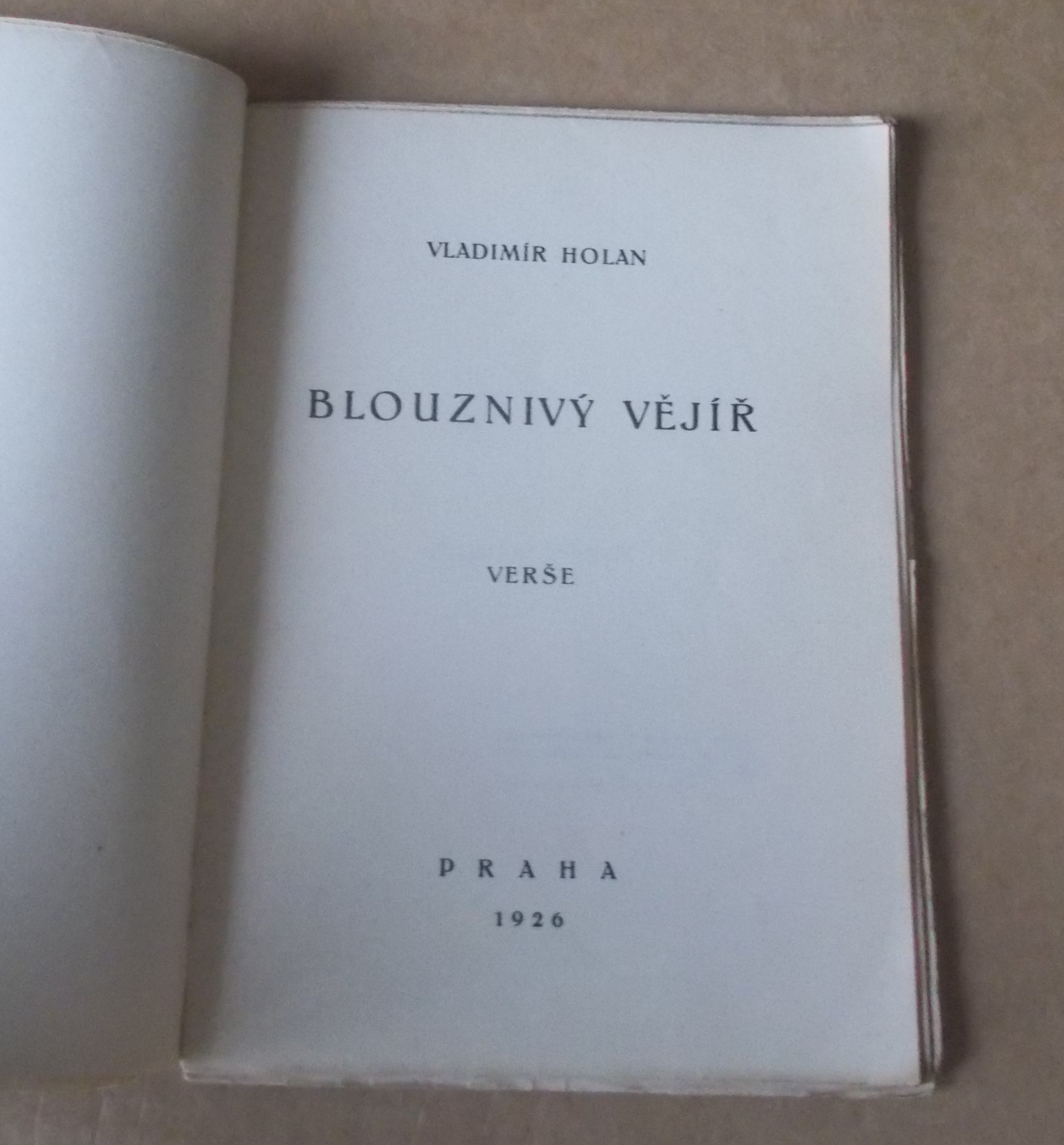 Vladimír Holan: Blouznivý vějíř