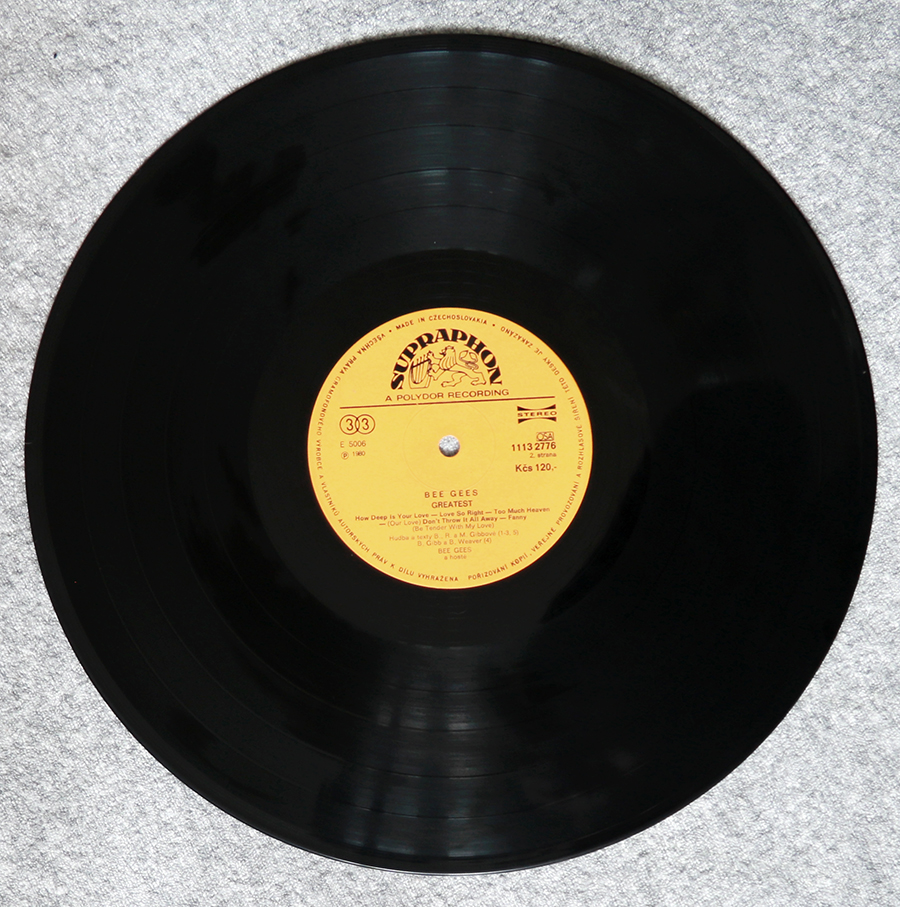 LP Bee Gees