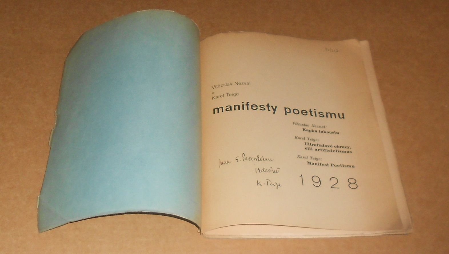 Vítězslav Nezval, Karel Teige: Manifesty poetismu - věnování Teige!