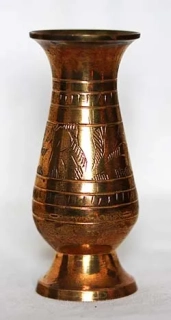 Mosazná váza